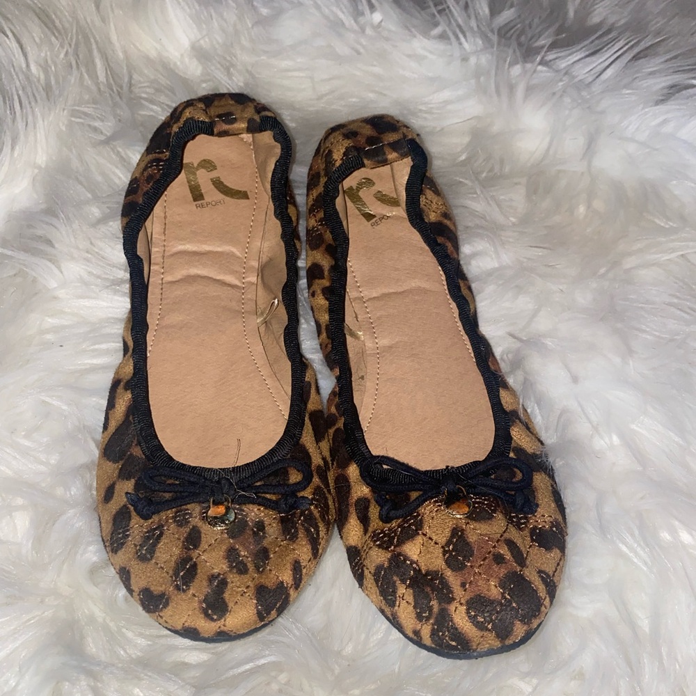 Report Tan and Black Flats with Animal Print